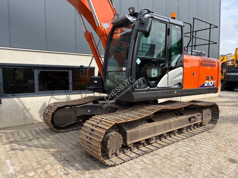 Excavadora Hitachi ZX 210 LC-6 -