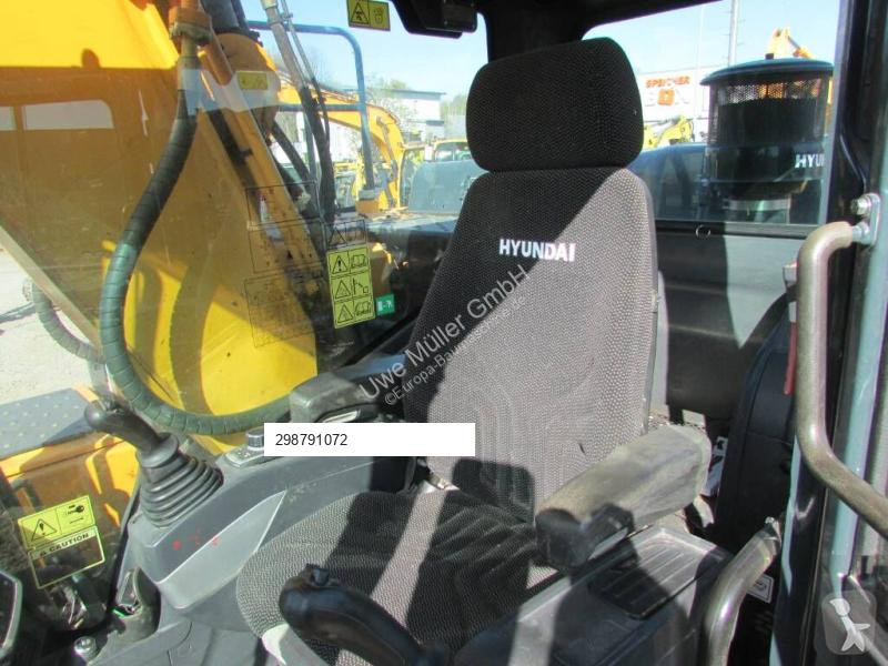 Excavator Hyundai Kettenbagger / 68.000 EUR / AC