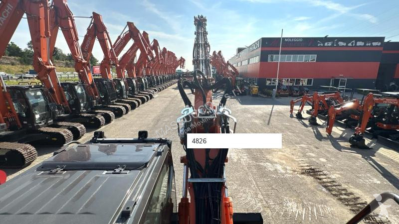 Excavadora Hitachi DM-7