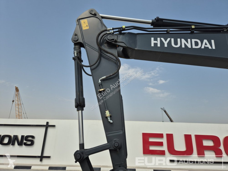 جرافة Hyundai R215L