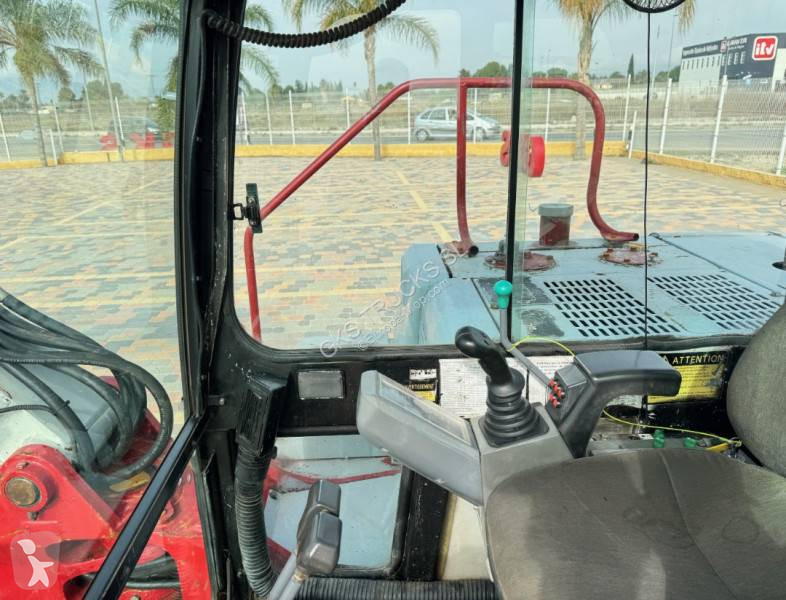 Escavadora Takeuchi