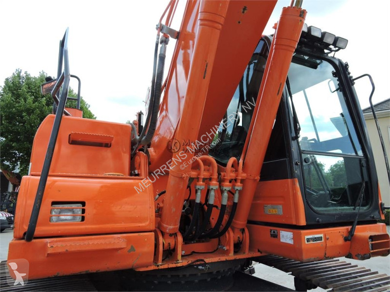 Escavatore Komatsu -10