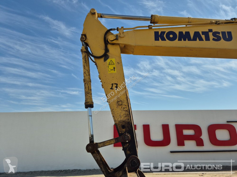 Excavator Komatsu PC210LC-8M0
