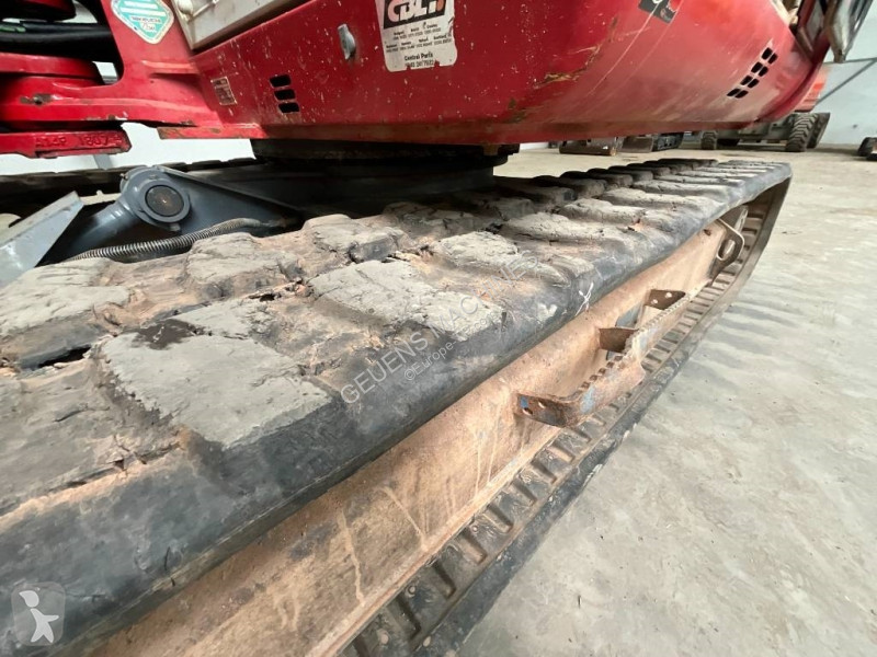 Escavadora Takeuchi