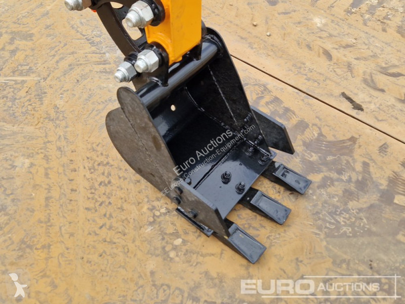 Escavadora JPC HT12