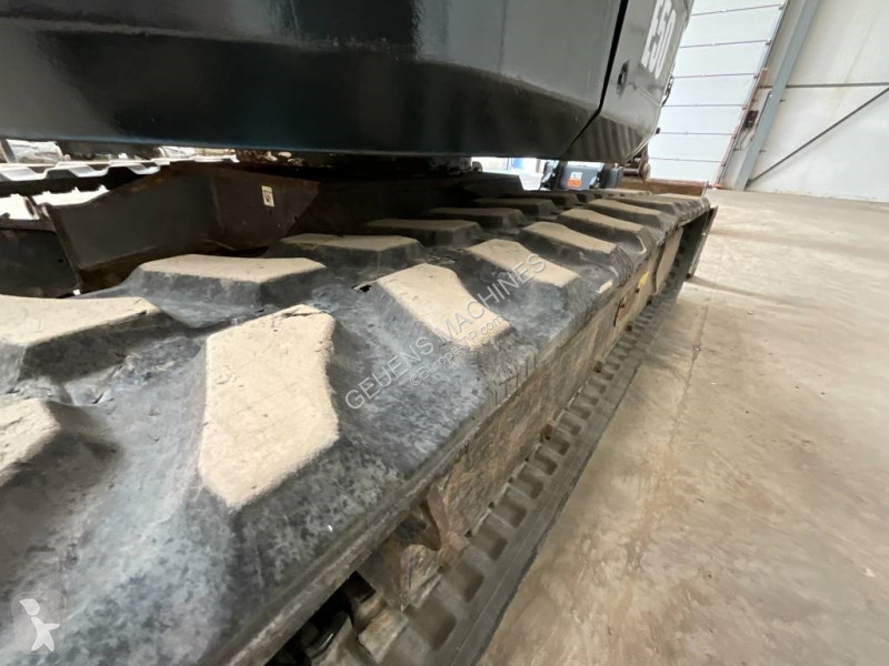 Escavadora Bobcat E 50 EM