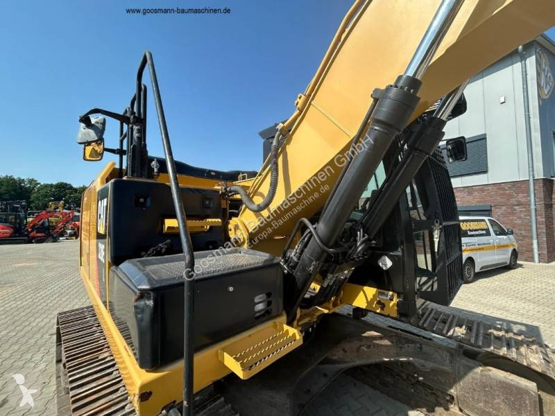Excavator Caterpillar