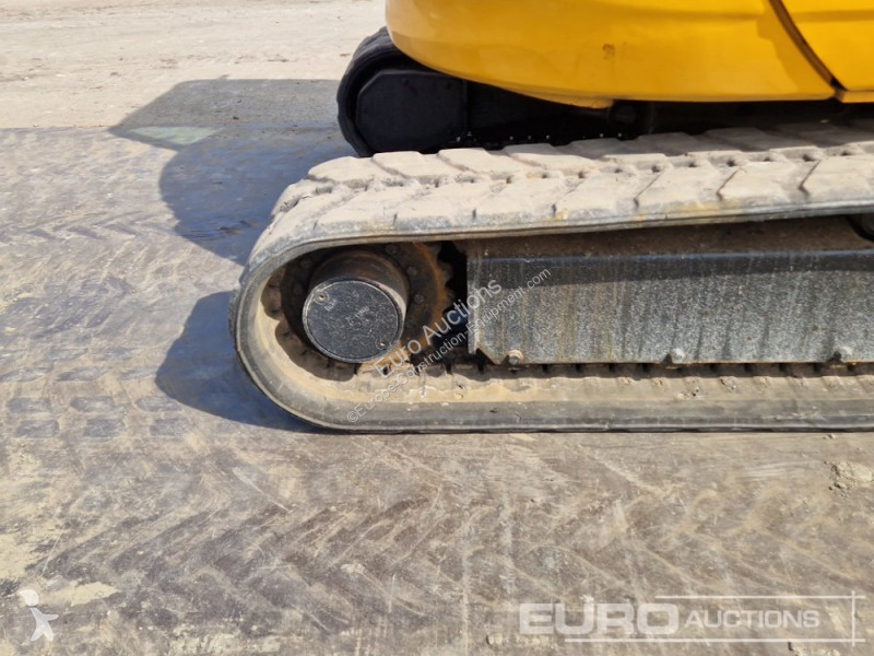 Escavadora JCB