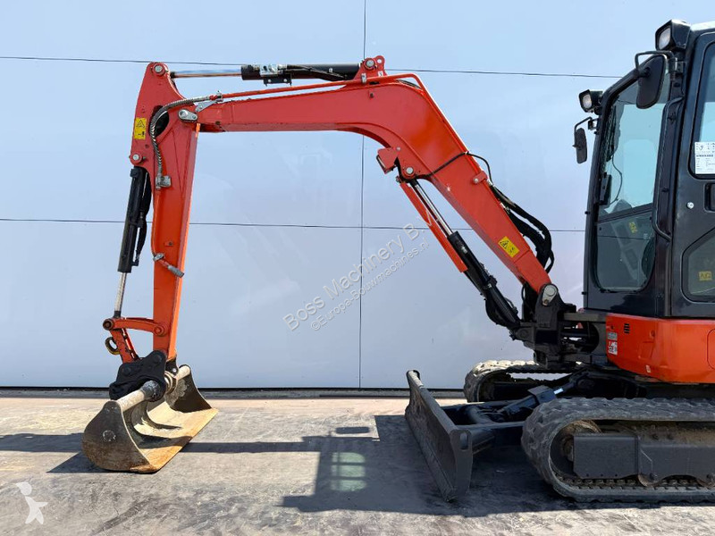 Escavadora Kubota KX 037-4 - Hammer Lines /...