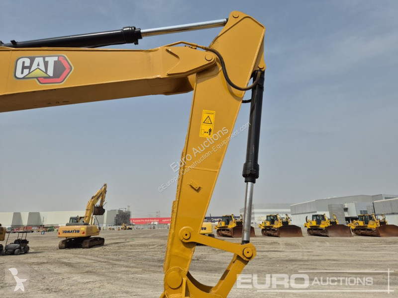 Excavator Caterpillar 3