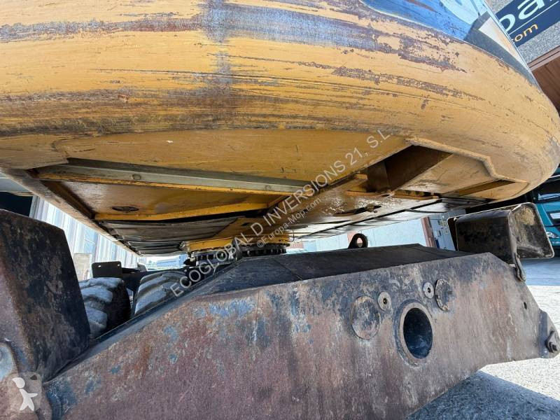 Escavatore Caterpillar D
