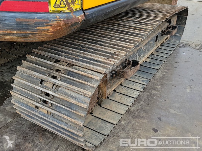 جرافة JCB JS131LC