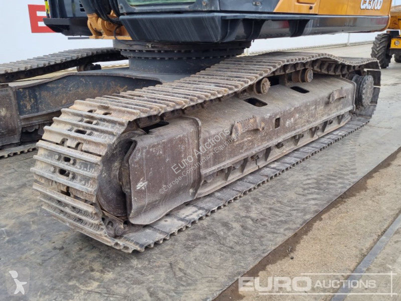 Escavadora Case CX370D