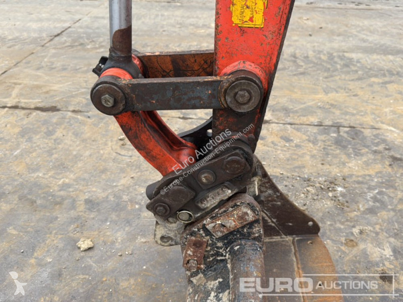 جرافة Kubota U27-4