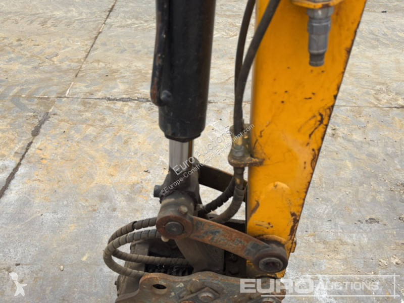 Excavator JCB L