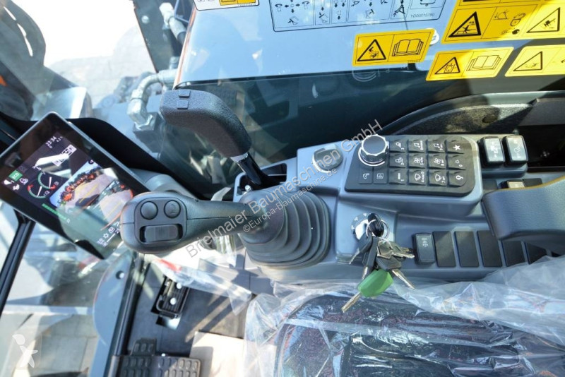 Escavadora Hitachi ZX 95 USB-7