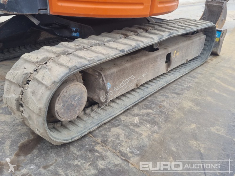 Excavadora Hitachi ZX26U-5A CLR