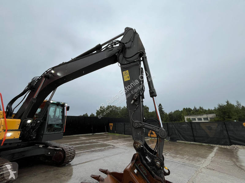Excavadora Volvo ECR 235 E CENTRAL LUBRICATION...