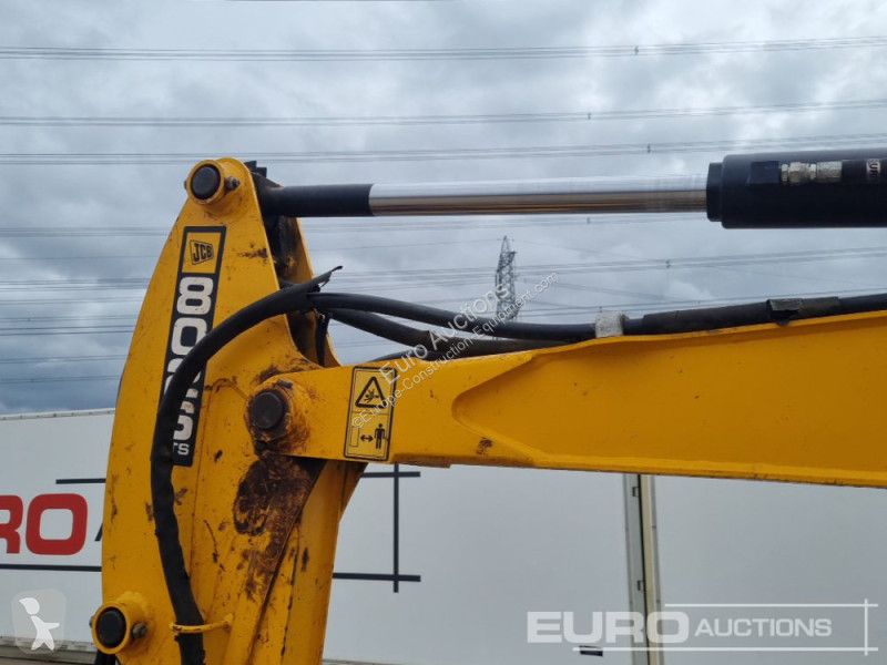 جرافة JCB 8026 CTS
