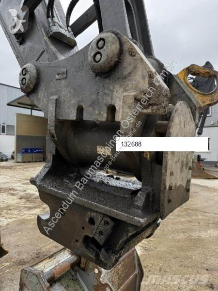 Escavadora Volvo