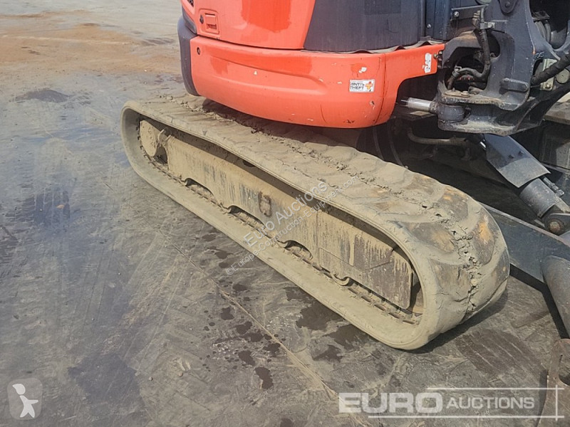Lopatový nakládač Kubota U48-4