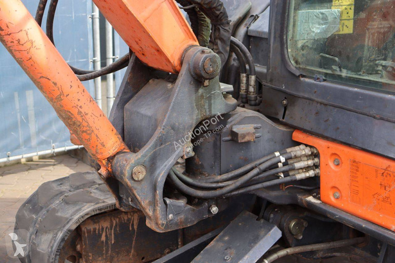 Excavator Hitachi CLR