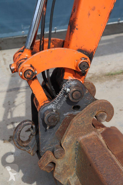 Escavatore Hitachi ZX17U