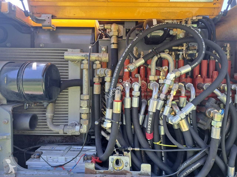 Escavatore Neuson 6502