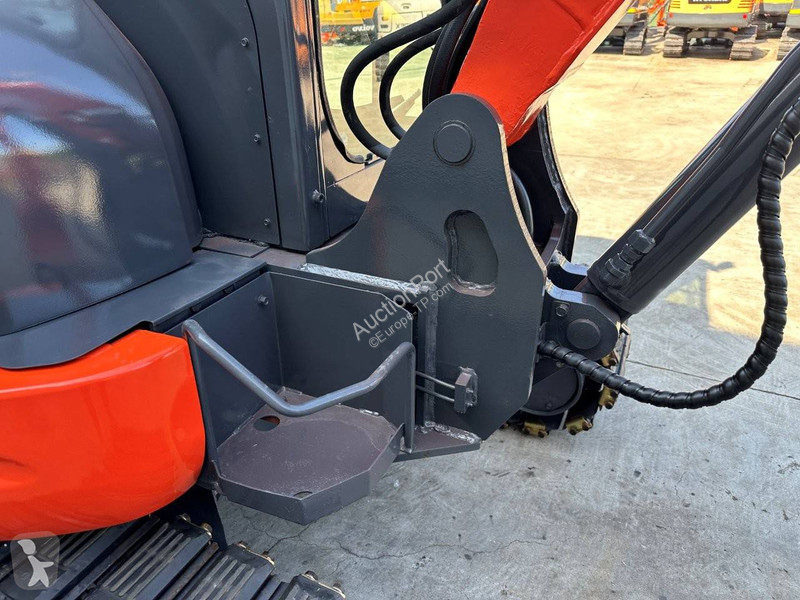 Escavatore Kubota KX165-5