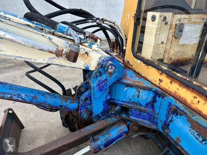 Excavator Nissan