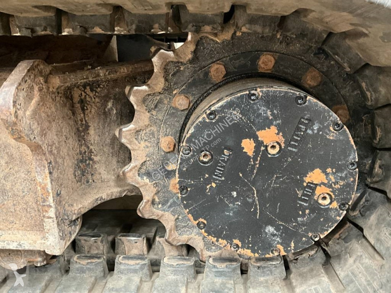Escavadora Kubota KX 080-4