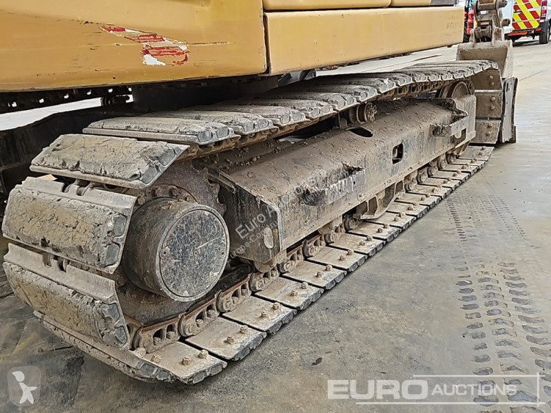 Escavatore Caterpillar R