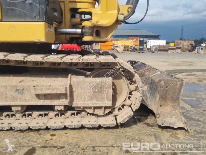 Excavator Caterpillar R