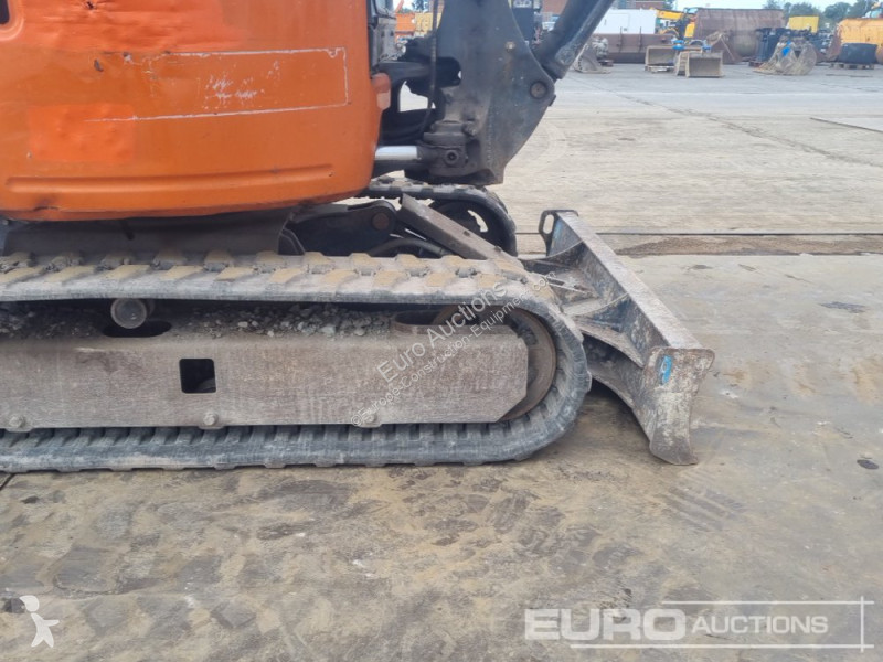 Excavadora Hitachi ZX26U-5A CLR