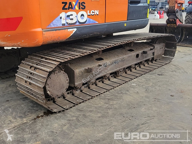 Excavadora Hitachi -6
