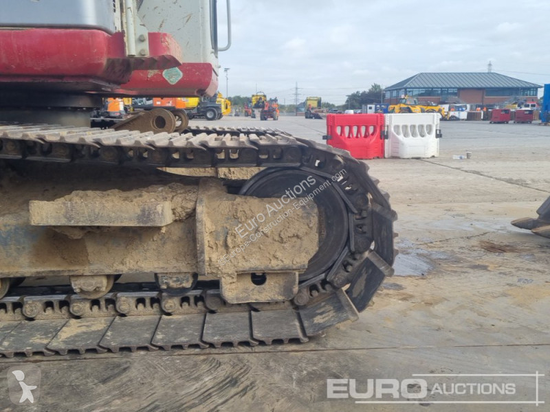 جرافة Takeuchi TB2150R