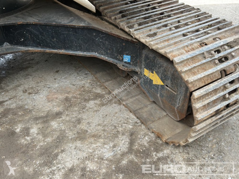Excavadora Hitachi -7