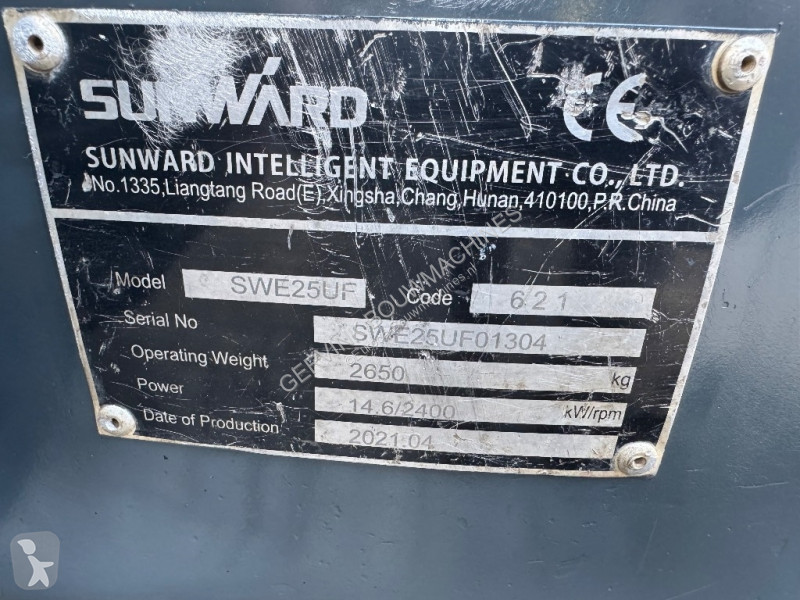 Escavadora Sunward