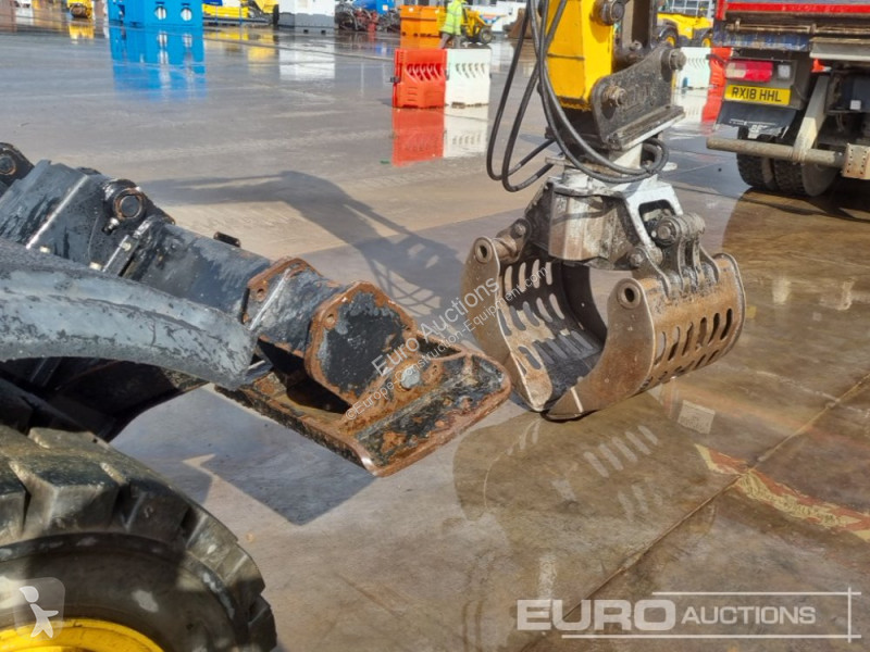 جرافة JCB HD110WT