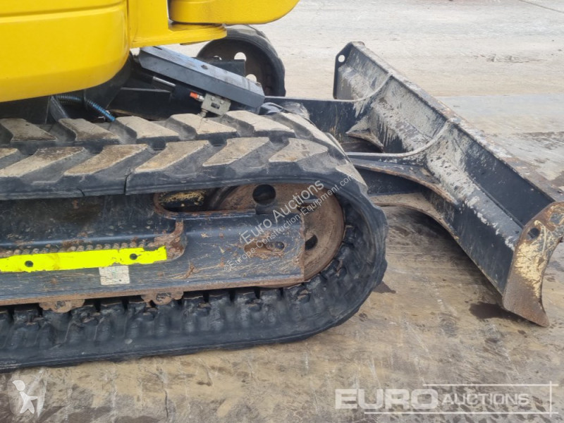 Escavadora Komatsu PC80MR-5