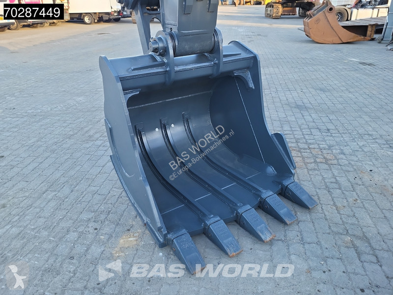 Lopatový nakládač Hyundai R215 L