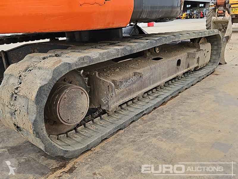 Escavatore Hitachi B-6