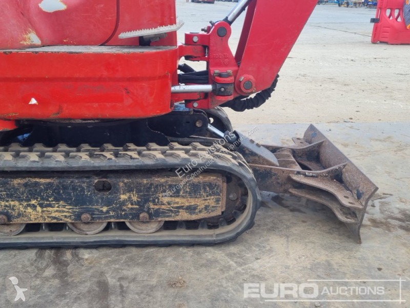 جرافة JCB 801CTS