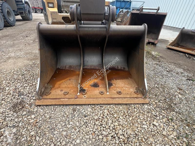 Excavadora Caterpillar