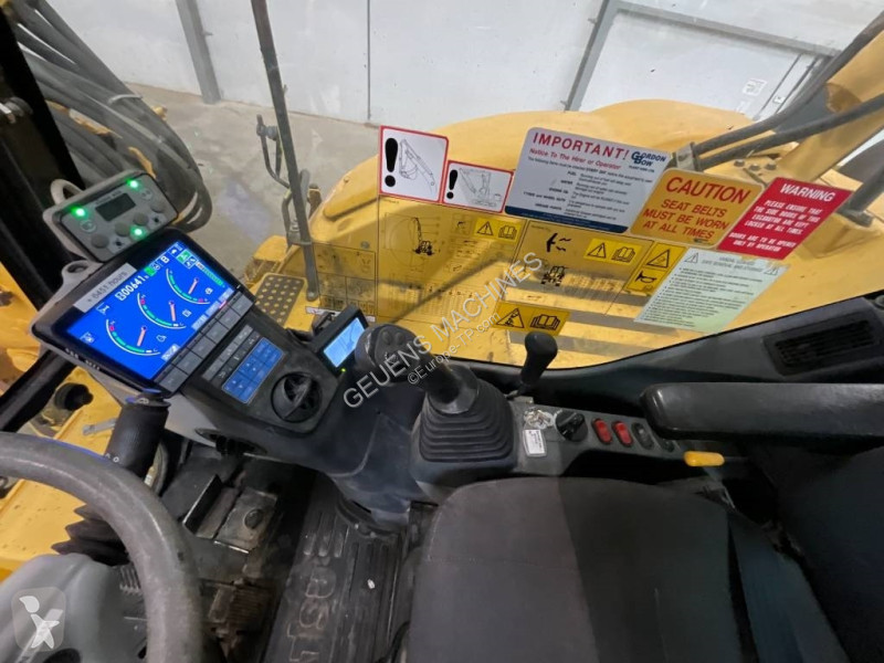 Excavator Komatsu MR-8