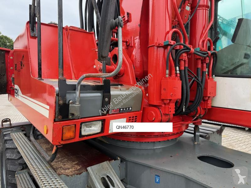 Excavator Liebherr A924
