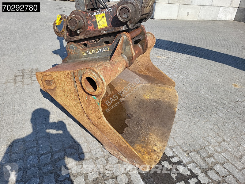 Excavadora Volvo EC250 L