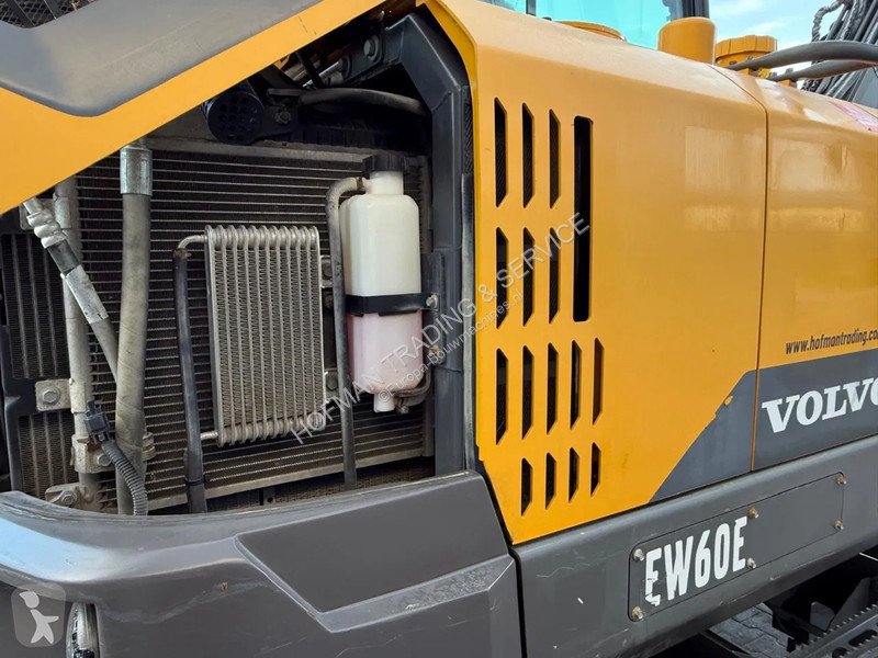 Escavadora Volvo EW60E
