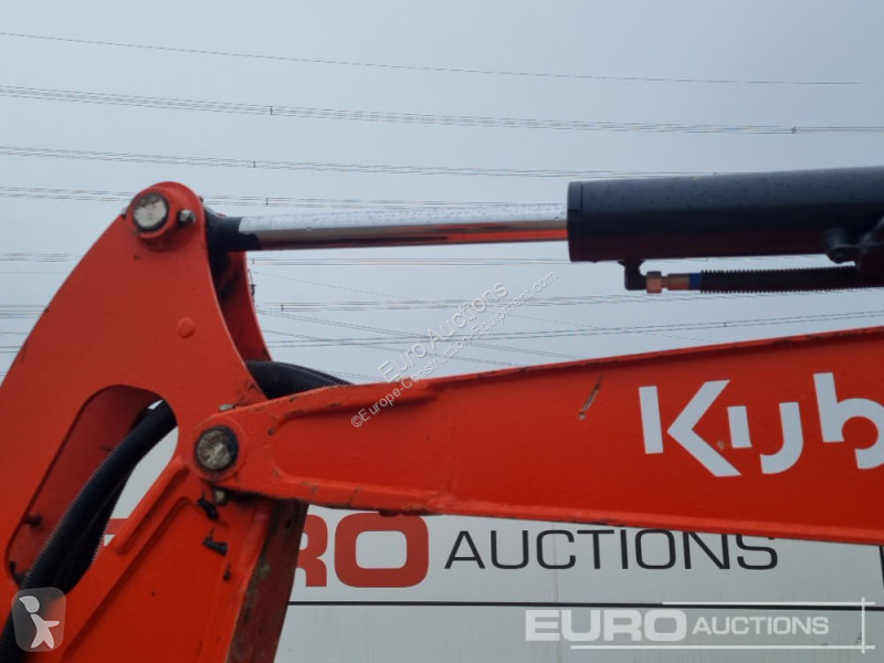 Lopatový nakládač Kubota KX027-4