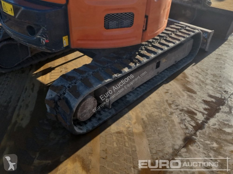 Lopatový nakládač Hitachi ZX26U-5A CLR